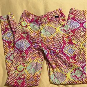 LICI FIT Medium scrunch bottom leggings